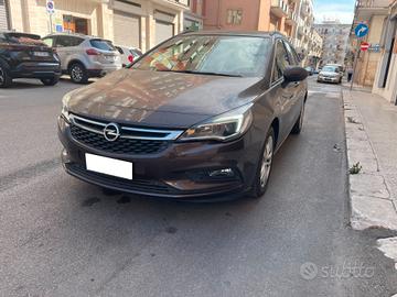 Opel Astra 1.6 CDTi 136CV aut. Sports Tourer Innov