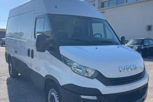 IVECO DAILY 35S12 VH2 FURG.P.MEDIO/CORTO 3 PTI-