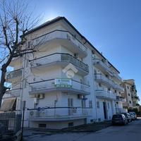 3 LOCALI A CERCOLA