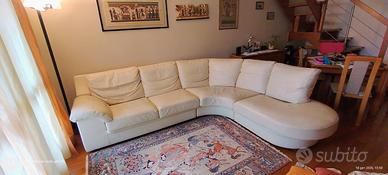 DIVANO ANGOLARE IN PELLE BIANCA 