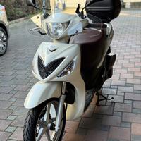 Suzuki sixteen 125