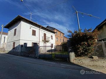 CASA SEMINDIPENDENTE A COSTIGLIOLE D'ASTI