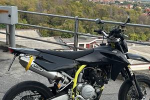 MOTO SWM SM 500r 2021 depotenziata A LIBRETTO A2