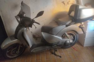 Aprilia Scarabeo 200 - 2004 come nuovo
