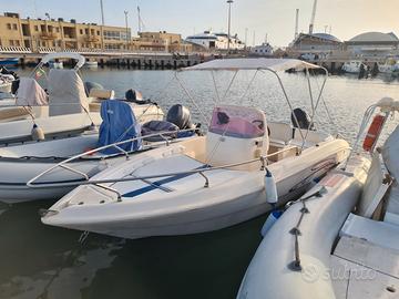 Barca open Schizzo 565 suzuki 40 hp + carrello