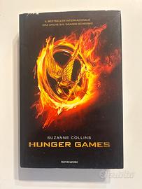 Suzanne Collins - Hunger Games (Mondadori)