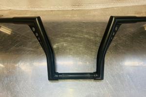 Manubrio per Harley Davidson 883 1200 1340