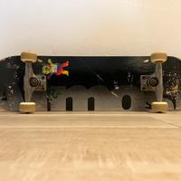 Skateboard Almost con Accessori