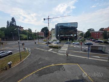 NEGOZIO A BRESCIA