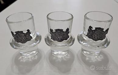 3 BICCHIERI VINTAGE IN VETRO CON STEMMA IN PELTRO