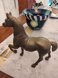 scultura ottone