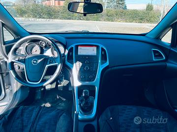 Opel astra 1.6cdti con catena di distribuzione