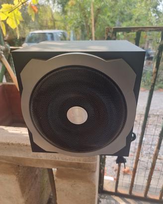 amplificatore subwoofer trust