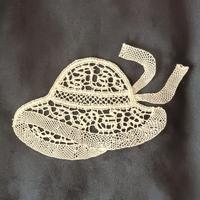 Cappello in pizzo di Cantù 