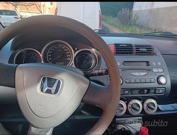 Honda jazz 1.2 ABS