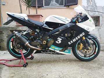 Suzuki GSX R 1000 - 2004