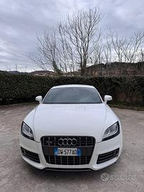 Audi tt s line