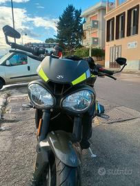 SPEED TRIPLE 1050 RS