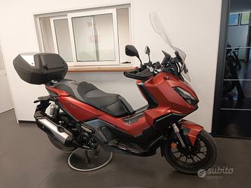 Honda ADV 350