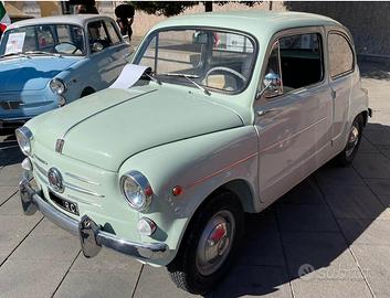 FIAT 600D del 1963 con porte a vento