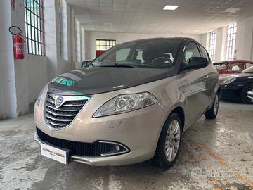 Lancia Ypsilon 1.2 69 CV 5 porte 30th Anniversary 
