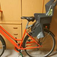 BICI CON PORTA BAMBINI    COME NUOVA