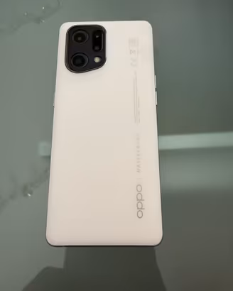 Oppo Find X5