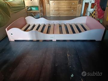 Letto Montessori rosa
