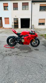 Ducati panigale v4 s
