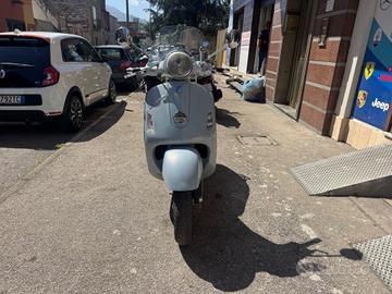 Piaggio GTS 250