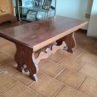tavolino basso in legno