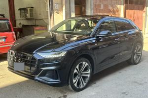 Audi Q8 50TDI Tetto|S|asse sterzante|softclose|Ful