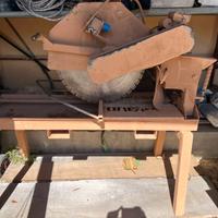 Sega ad acqua x mattoni