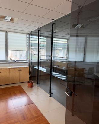 Pareti divisorie da ufficio in vetro