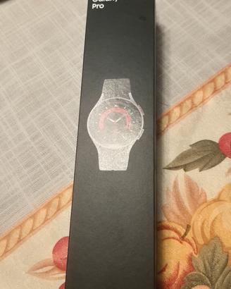 smartwatch samsung watch 5 pro  lte