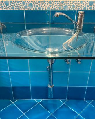Top bagno con lavandino integrato in cristallo