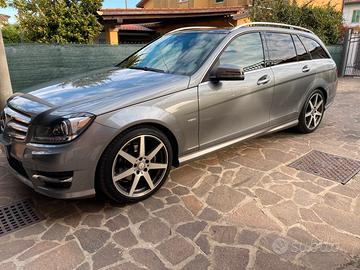 Mercedes c220 amg