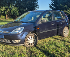 Ford Fiesta Ghia 5 porte 2002