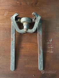 Tappatrice manuale