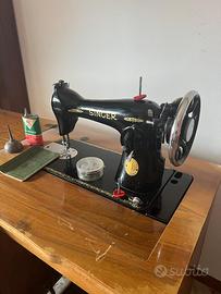 Macchina da cucire Singer