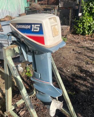 Motore Evinrude 15 cv  e Motore Honda 6cv