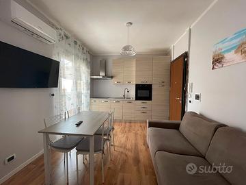 Casa vacanze Marina di Ardea, spiaggia a 30 metri