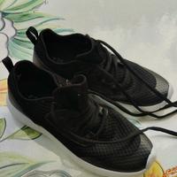 Scarpe per ragazzi n 37 mai calzate.