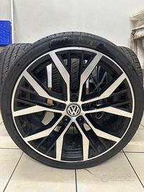 4 VW Santiago pneumatici da 19 pollici