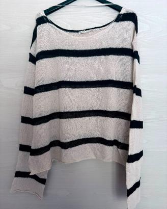 Maglione Pull&Bear a righe bianco e nero