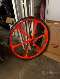 Ruota anteriore in lega scatto fisso
