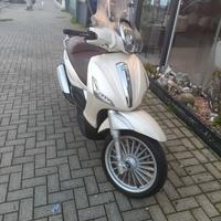 Piaggio Beverly 300