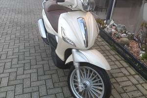Piaggio Beverly 300