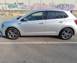 VOLKSWAGEN Polo 5ª serie - 2020