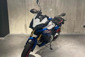 Bmw F 900 XR - ANNO 2025 - KM 5918